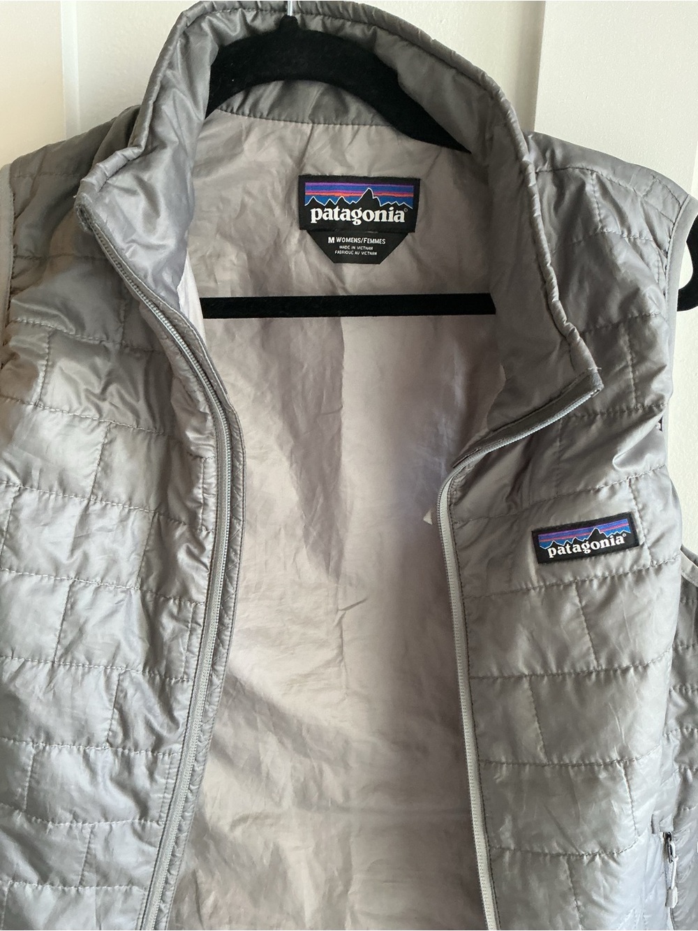 Patagonia Women's Quilted Vest in Light Gray - Picture 3 of 4